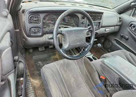 2000 Dodge Dakota Base из США, поврежденный, VIN 1B7FL26X1YS689645